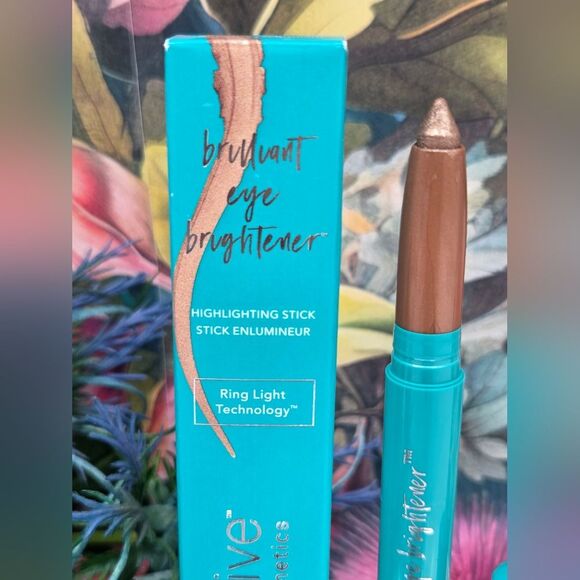 Thrive Causemetics Brilliant Eye Brightener Stick - Pili (Cool Gold Shimmer) NEW - Picture 4 of 10